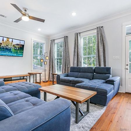 Apartmán Hosteeva Chic Urban Retreat W Pool Steps To St Charles Ave And Near Bourbon St New Orleans Exteriér fotografie