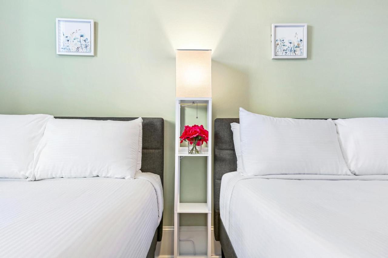Apartmán Hosteeva Chic Urban Retreat W Pool Steps To St Charles Ave And Near Bourbon St New Orleans Exteriér fotografie